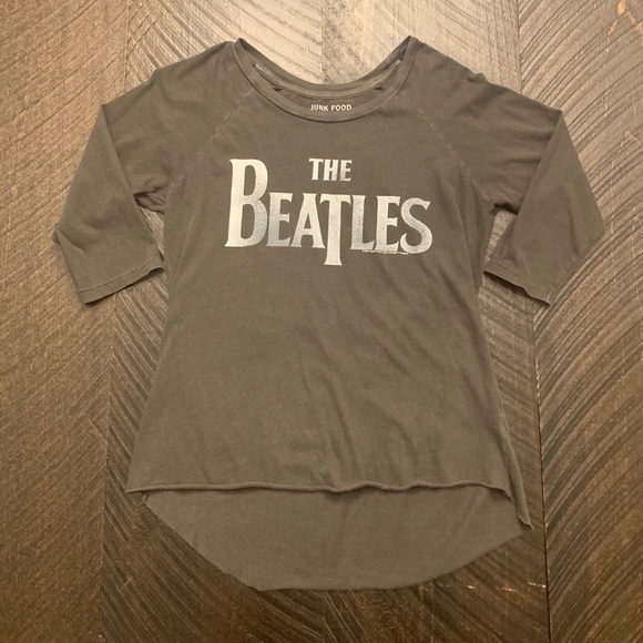 Lucky Brand Tops - Like New⭐️Lucky Brand Beatles Shirt